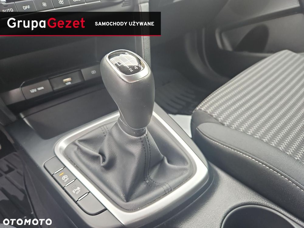 Kia XCeed 1.5 T-GDI M - 15