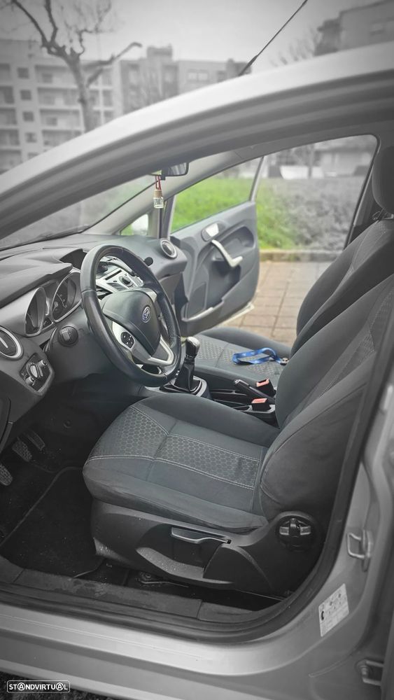 Ford Fiesta 1.25 Trend - 16
