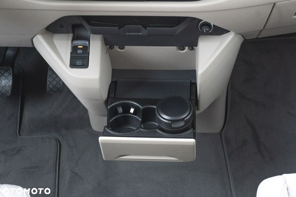 Volkswagen California - 23