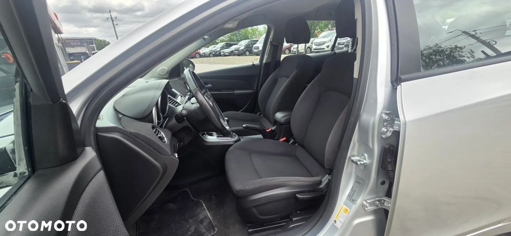 Chevrolet Cruze 1.7TD LT+ - 31