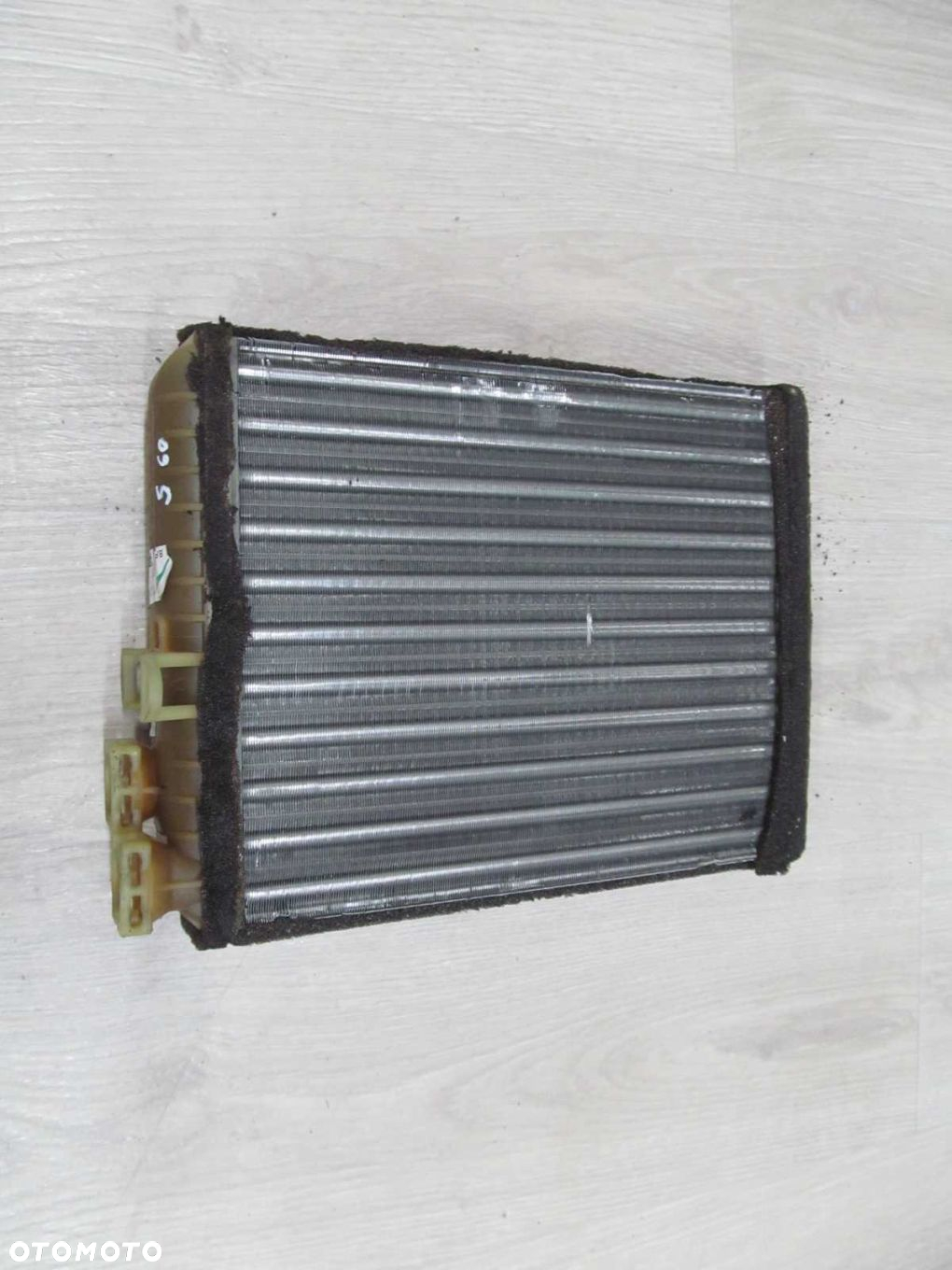 VOLVO S60 V70 XC LIFT 04- CHLODNICZKA NAGRZEWNICY - 2