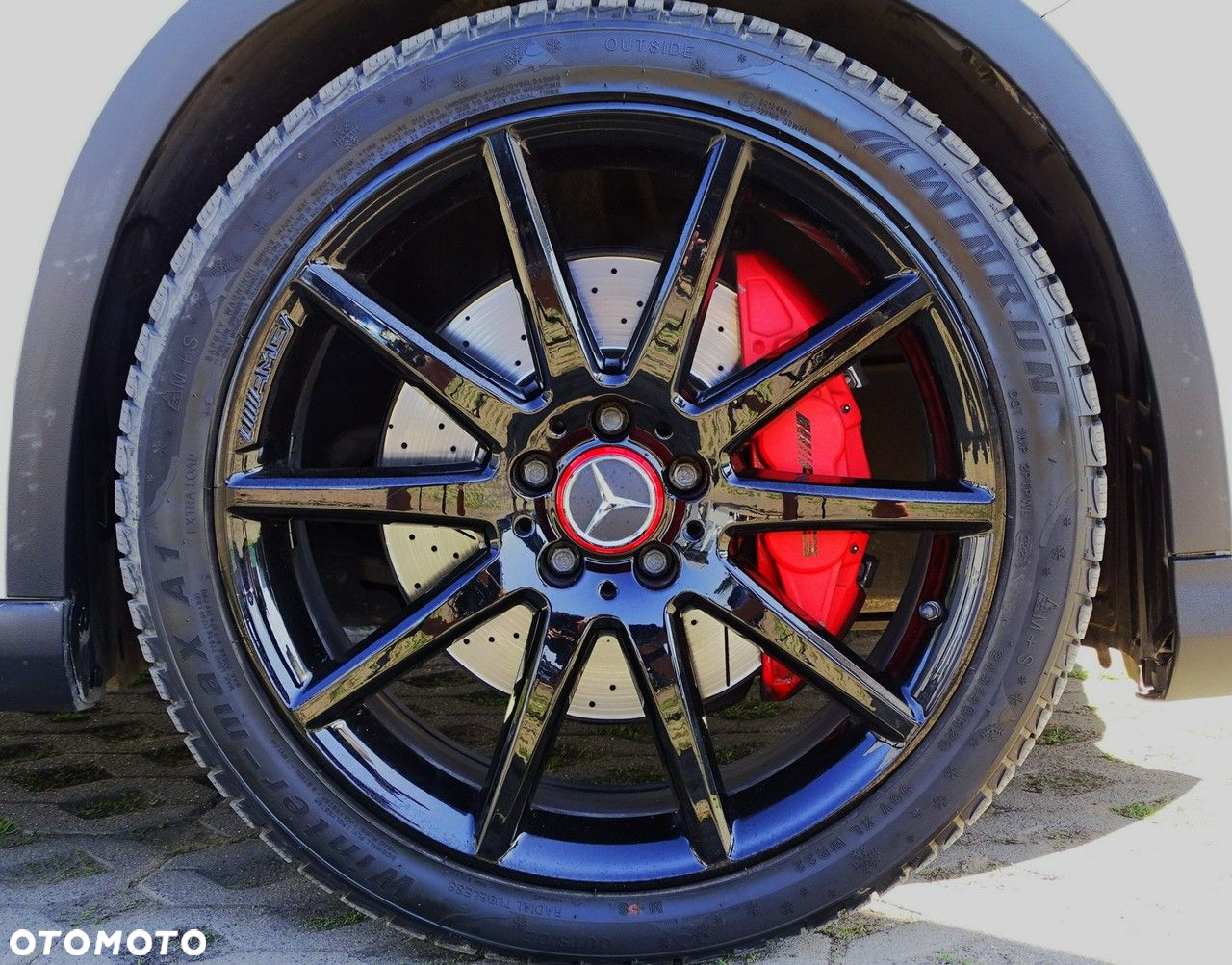 Mercedes-Benz GLA - 18