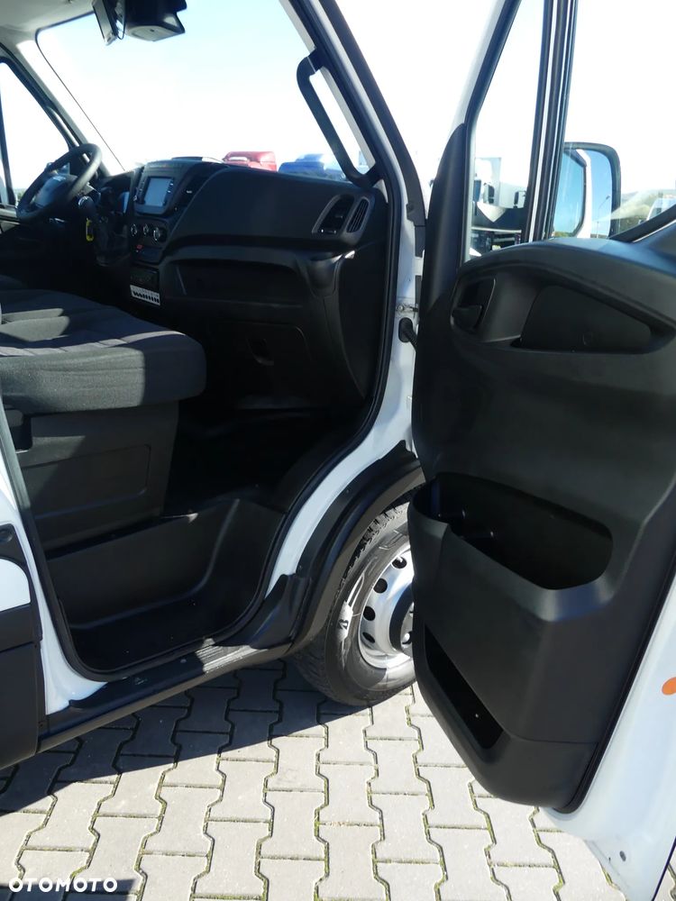 Iveco DAILY 72-180 / ZWYŻKA 17.4m / PODNOŚNIK KOSZOWY / - 35