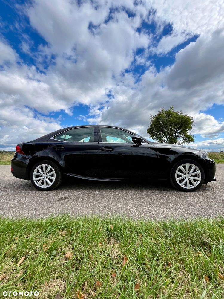 Lexus IS 200t Elite - 17