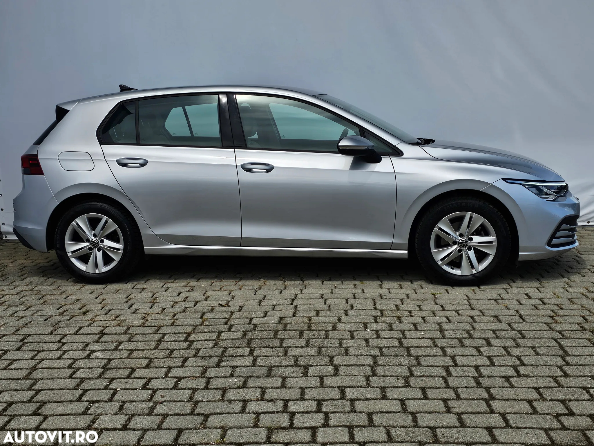 Volkswagen Golf 1.5 eTSI ACT DSG MHEV Life - 6