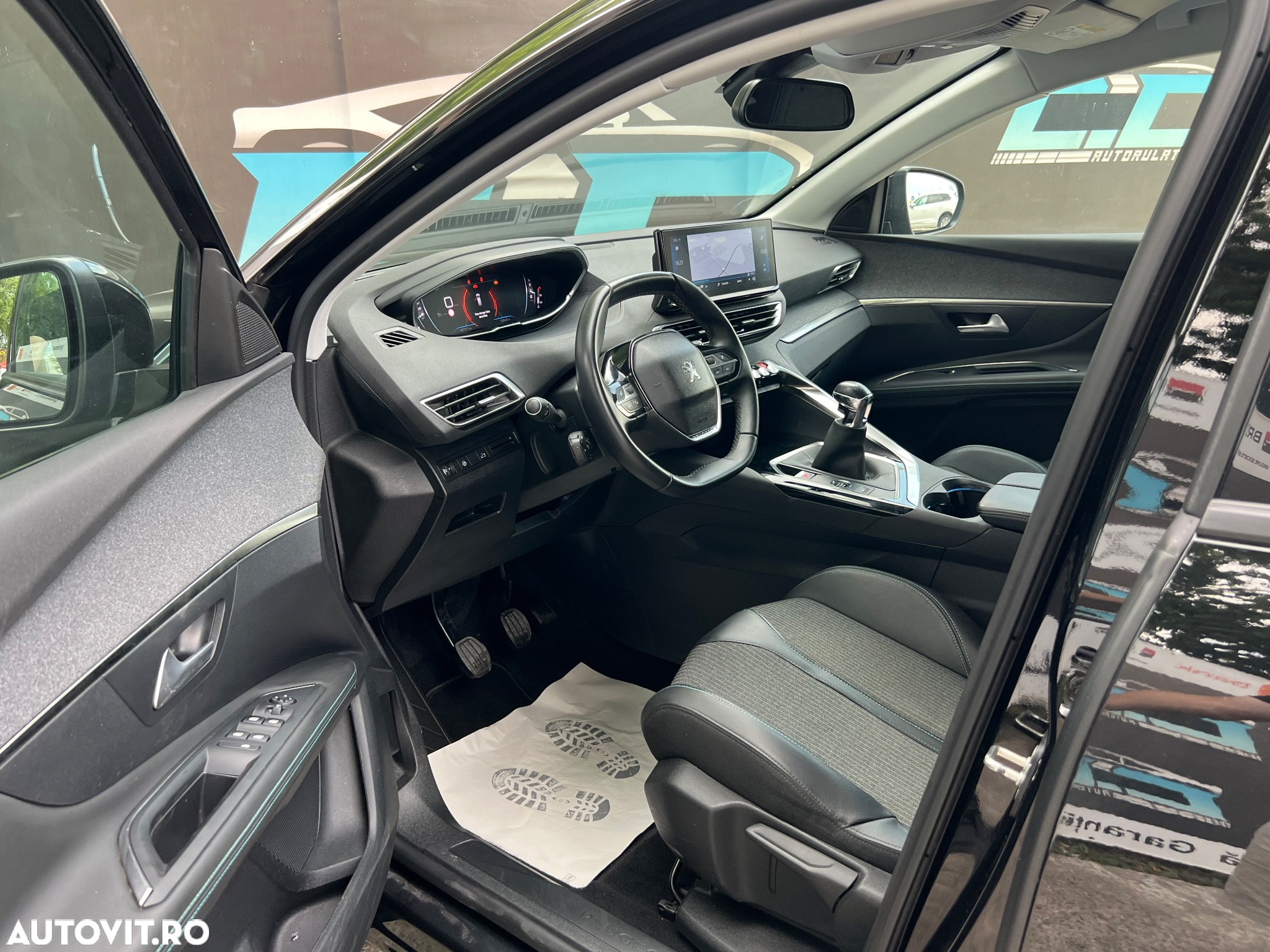 Peugeot 3008 1.5 BlueHDI 130 S&S BVM6 Allure - 12