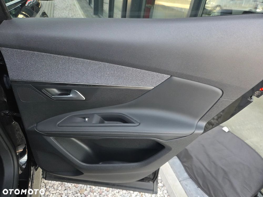 Peugeot 3008 PureTech 130 Stop & Start GPF EAT8 Allure - 15