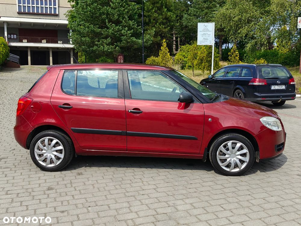 Skoda Fabia 1.2 HTP Ambition - 5