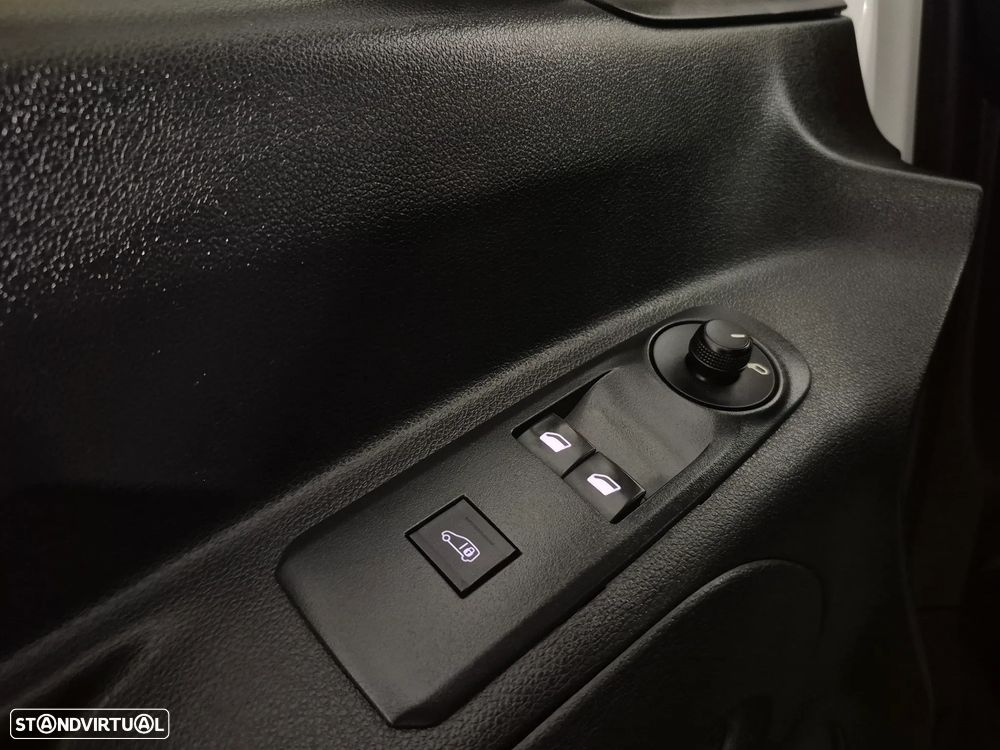 Citroën Berlingo - 110.000KM - 2021 | GARANTIA | NACIONAL - 3 LUG - 13