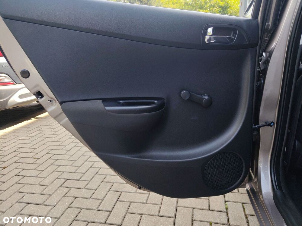 Hyundai i20 - 22
