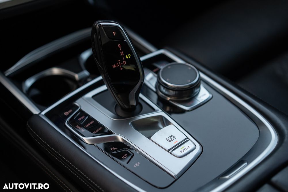 BMW Seria 7 - 15