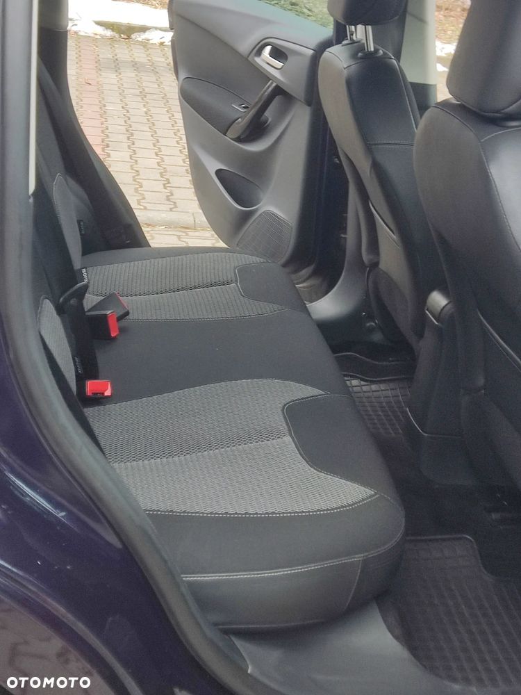 Citroën C3 Pure Tech (VTi) 82 Exclusive - 19