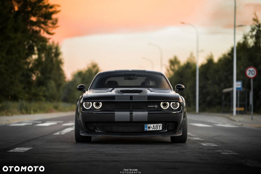 Dodge Challenger 6.2 Hellcat - 2