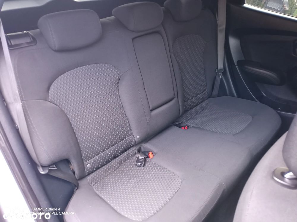 Hyundai ix35 2.0 2WD Comfort - 17