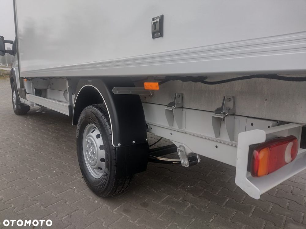 Peugeot Boxer Chlodnia Izoterma 8 Palet - 26