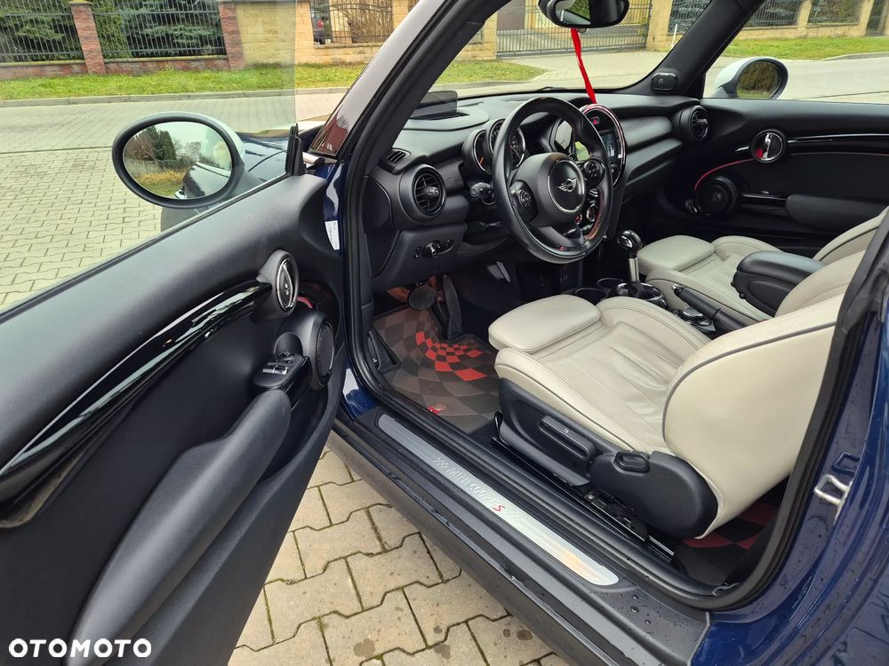 MINI Cooper S Standard - 9