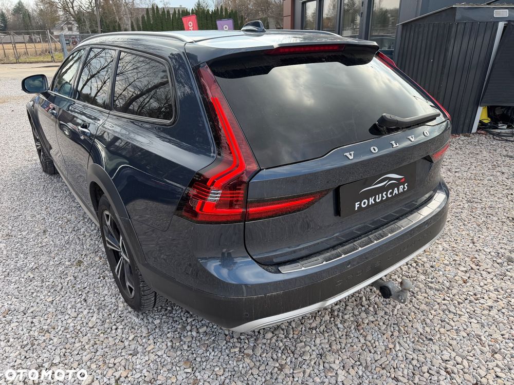 Volvo V90 Cross Country D5 AWD Pro - 9