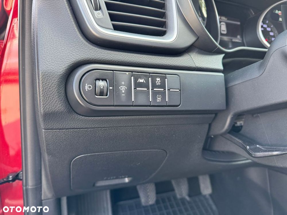 Kia Ceed 1.5 T-GDI M - 17