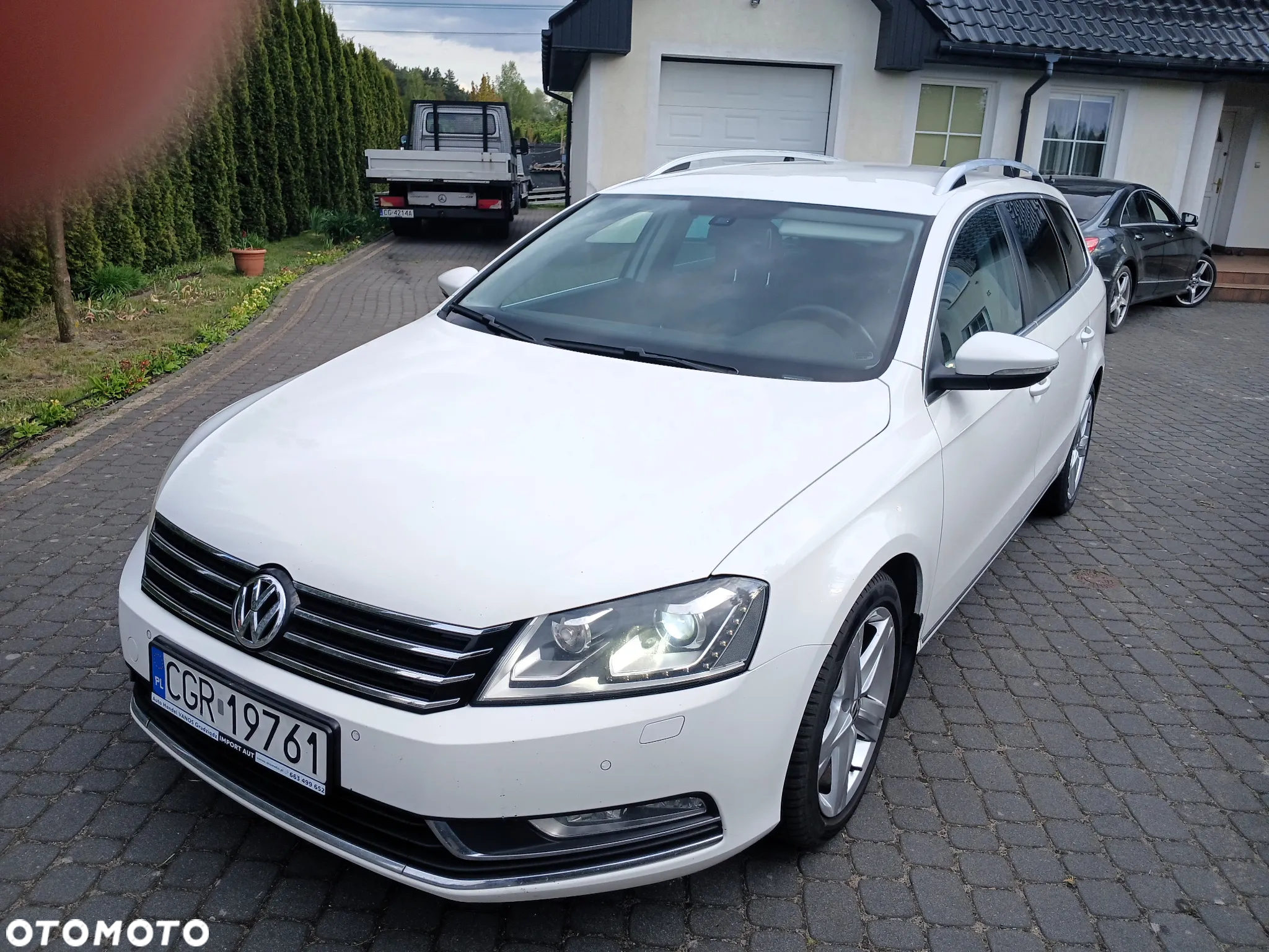 Volkswagen Passat Variant 2.0 TDI DSG BlueMotion Technology Highline - 16