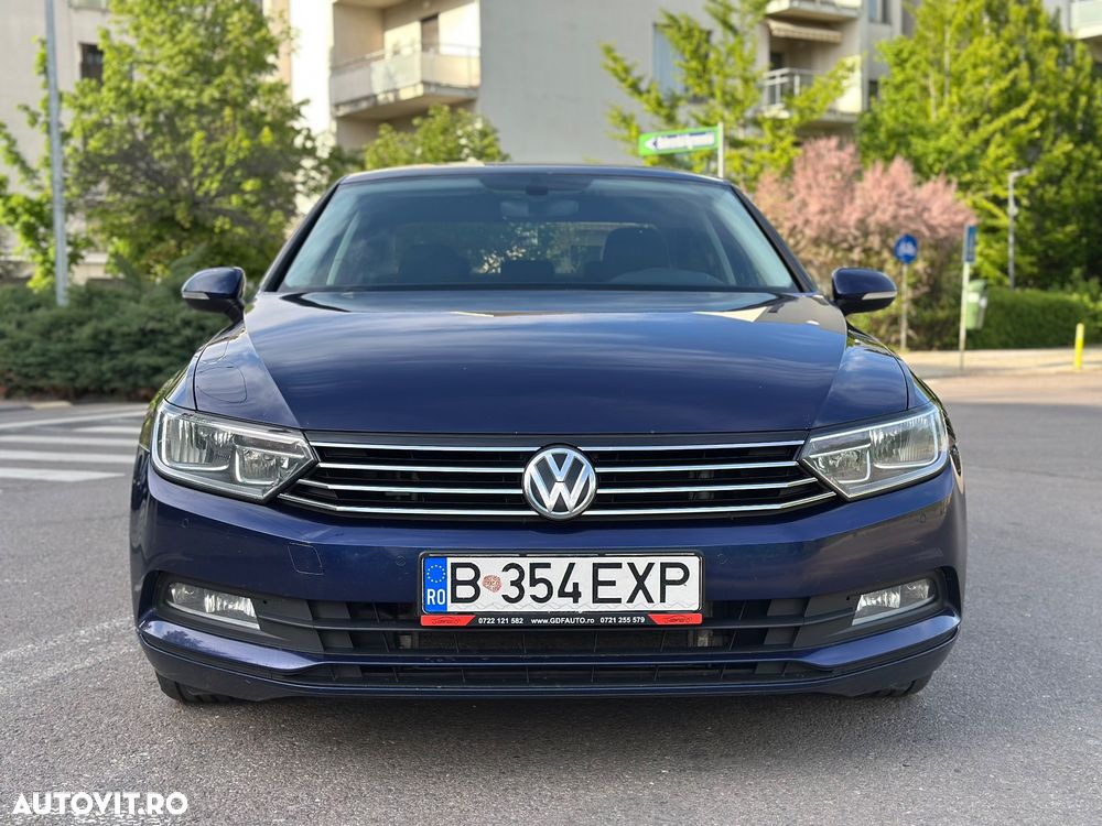 Volkswagen Passat 2.0 TDI SCR DSG Comfortline - 2