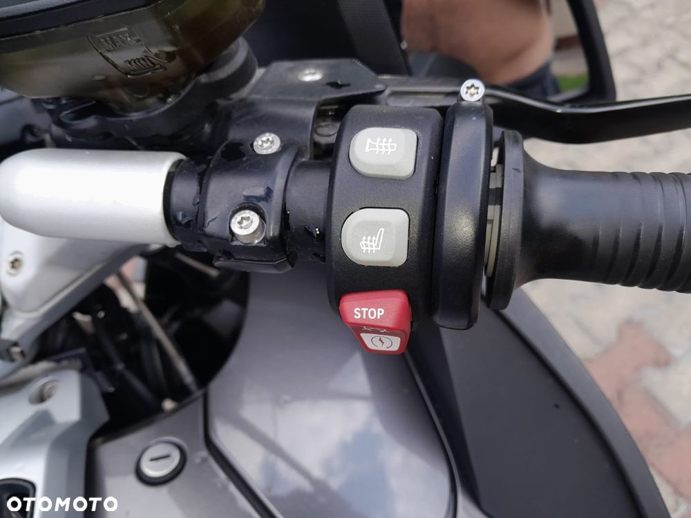 BMW R - 9