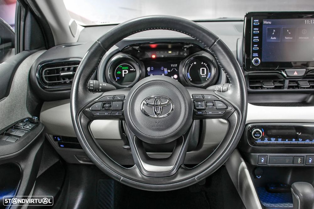 Toyota Yaris 1.5 HDF Luxury - 4