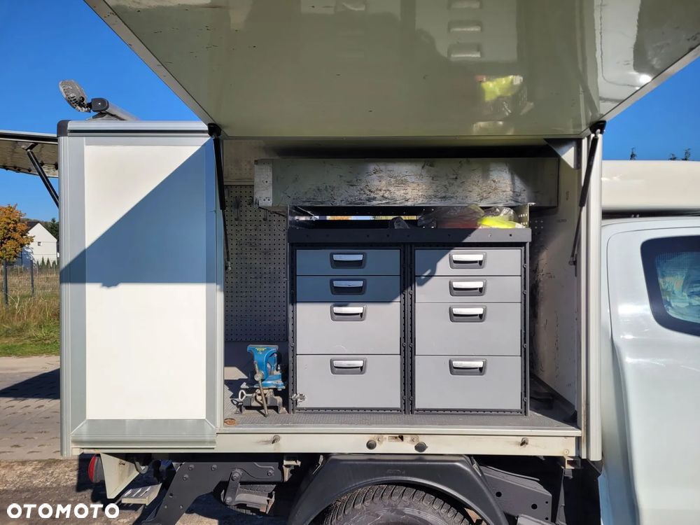 Ford Ranger XLT - 27