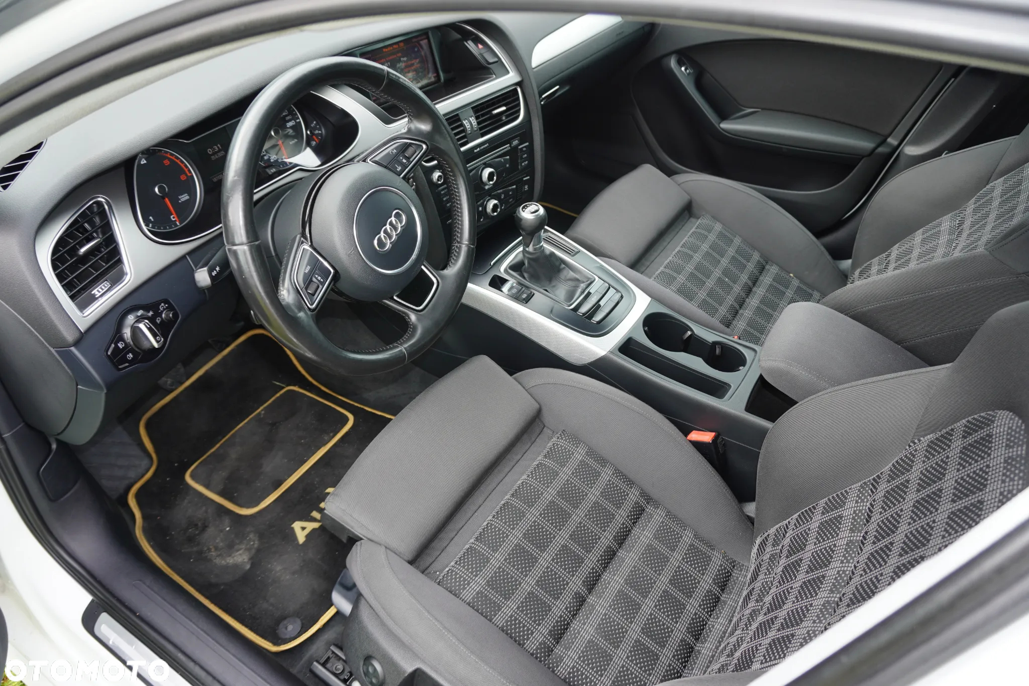 Audi A4 2.0 TDI ultra DPF Attraction - 18