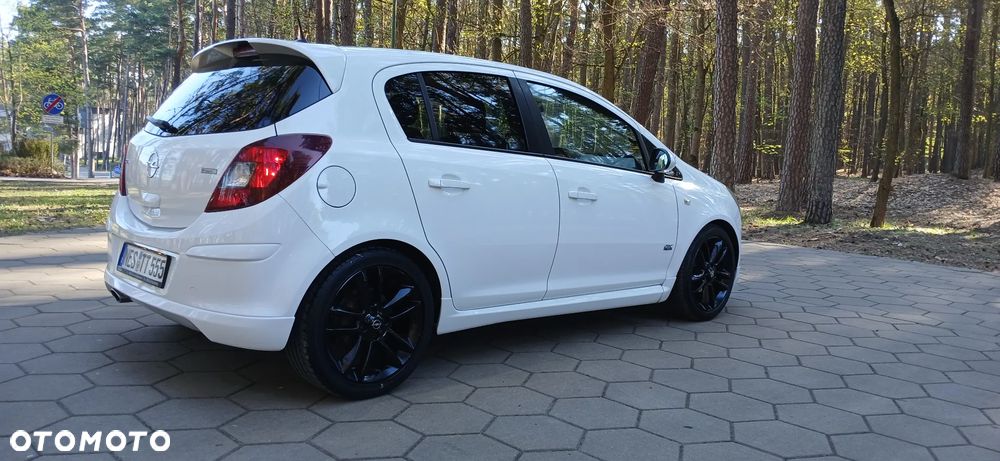 Opel Corsa 1.4 16V Edition 111 Jahre - 4