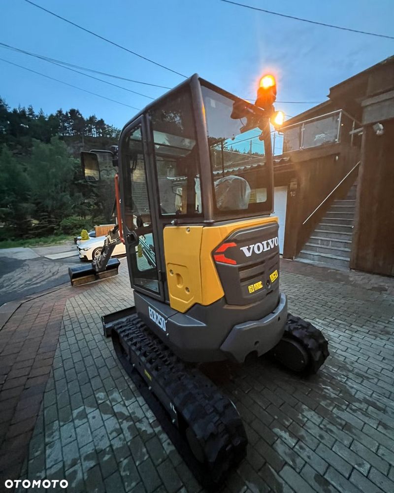 Volvo ECR25D - 14