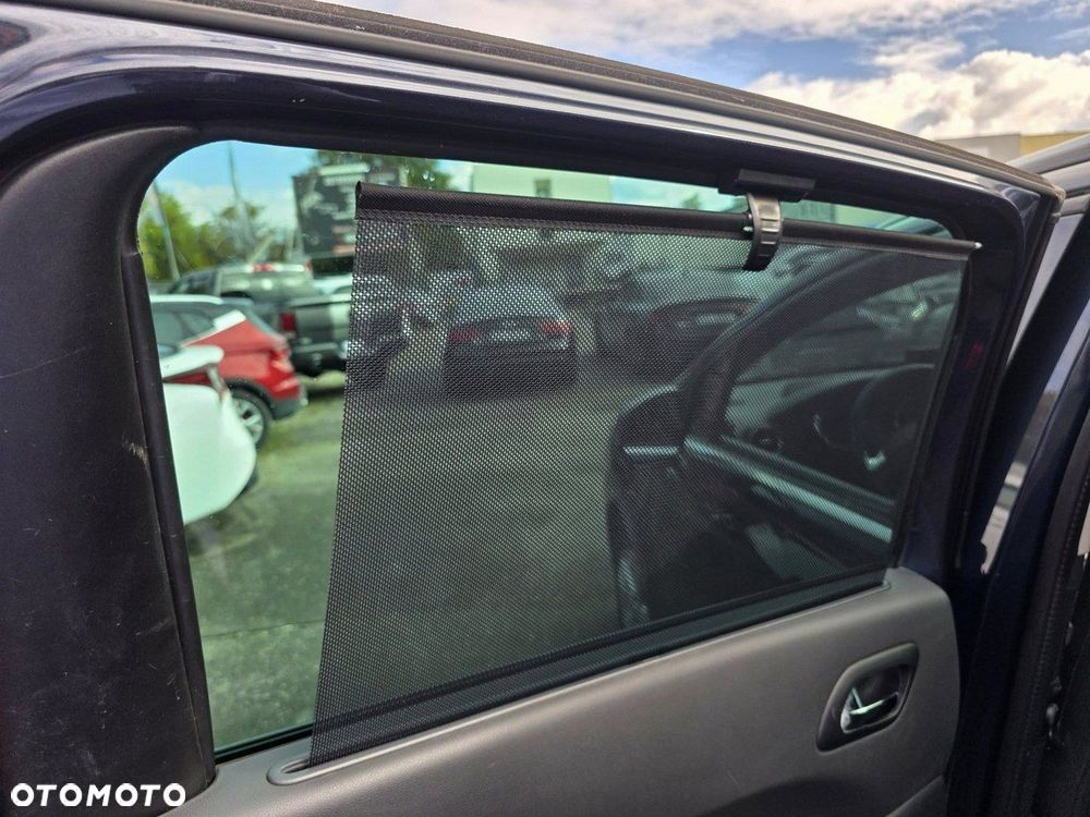 Peugeot 5008 HDI FAP 115 Family - 28