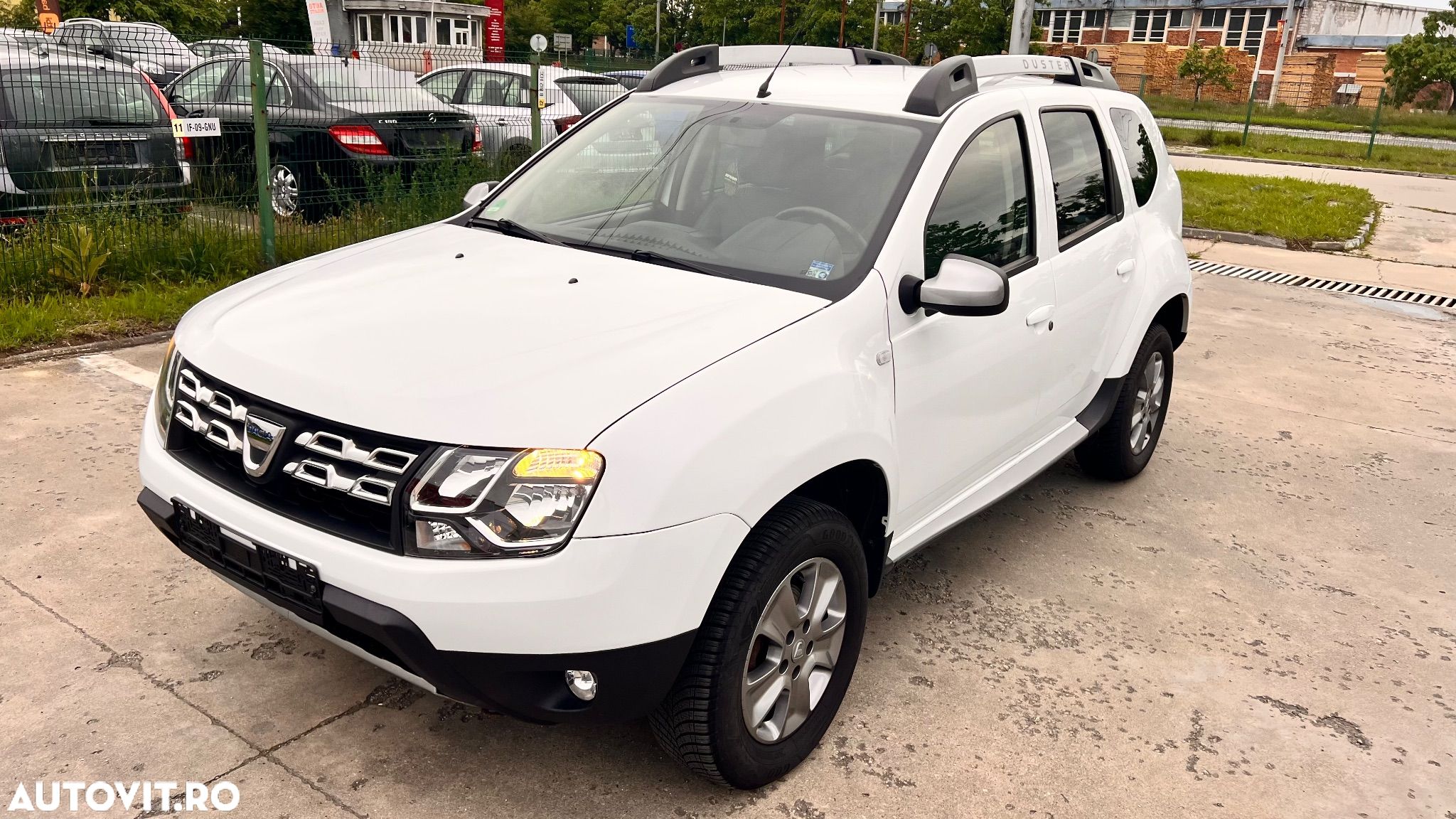 Dacia Duster dCi 110 FAP 4x4 Prestige - 1
