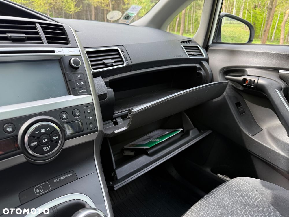 Toyota Verso 1.6 D-4D 5-Sitzer Start/Stop Skyview Edition - 29