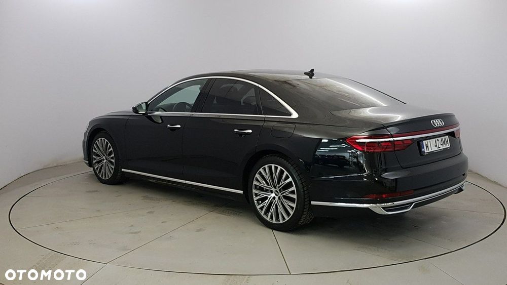 Audi A8 - 5