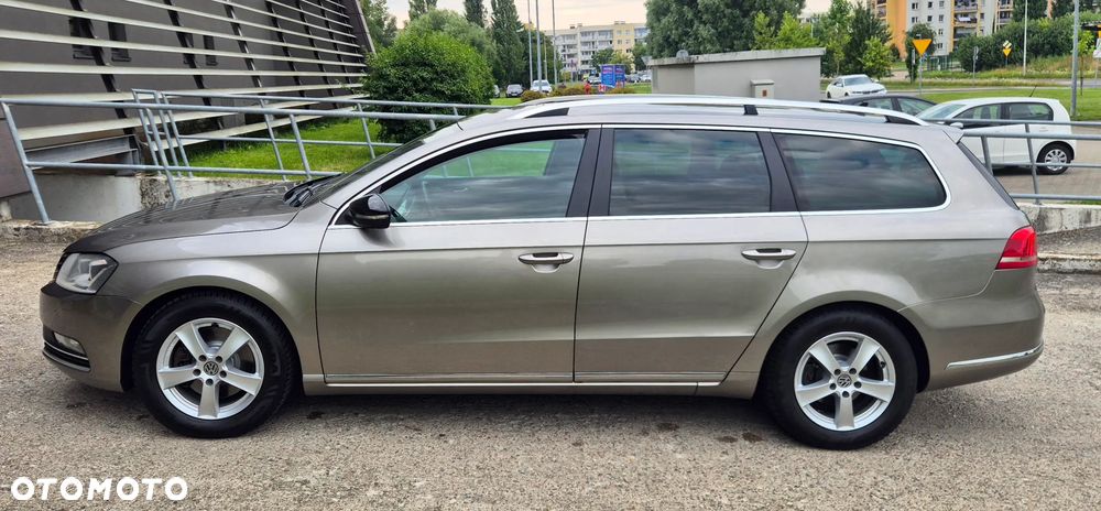 Volkswagen Passat 2.0 TDI DSG BlueMotion Technology Highline - 17