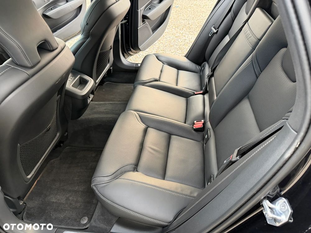 Volvo S90 D4 AWD Inscription - 10