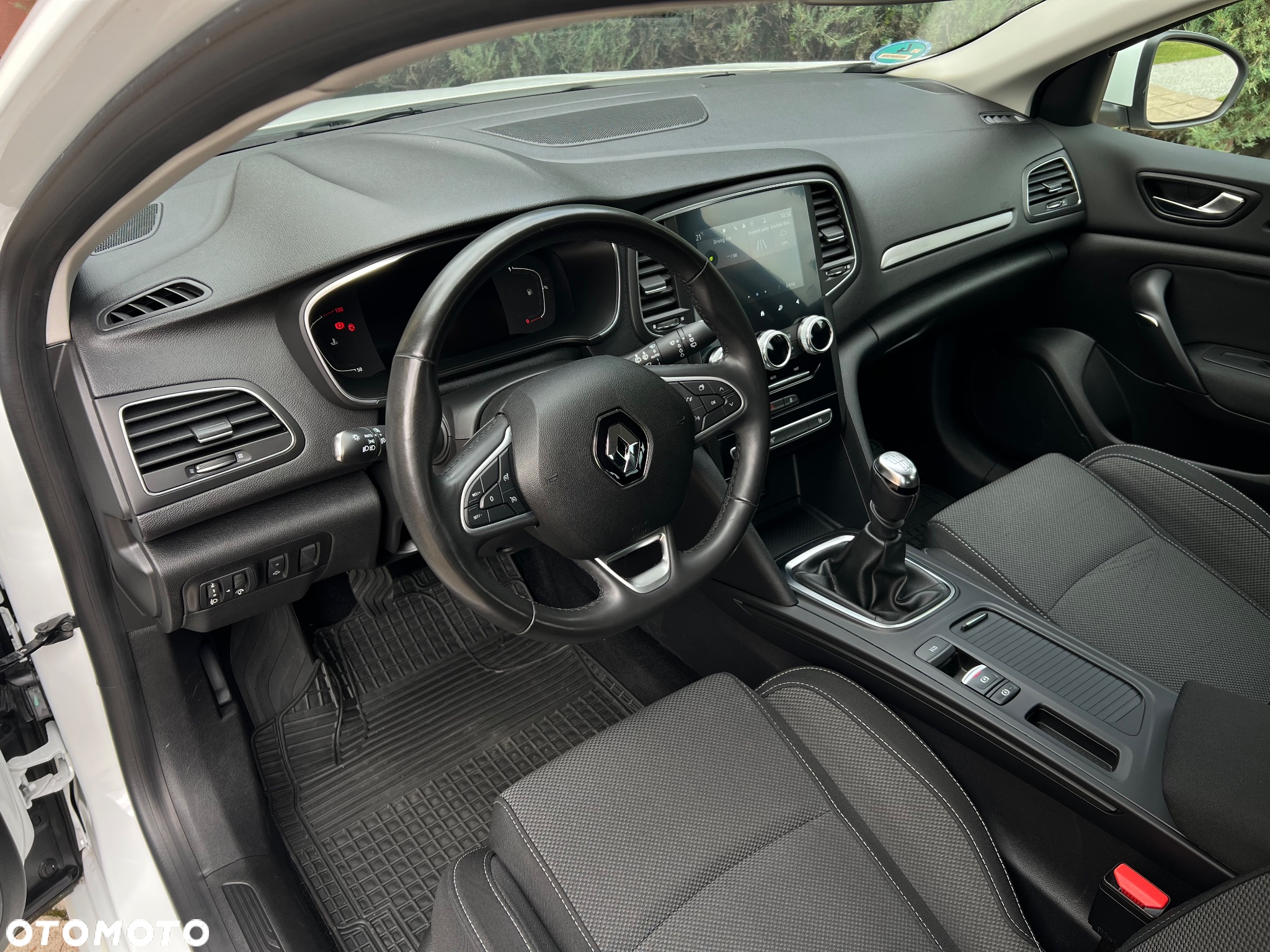 Renault Megane 1.3 TCe FAP Equilibre - 6