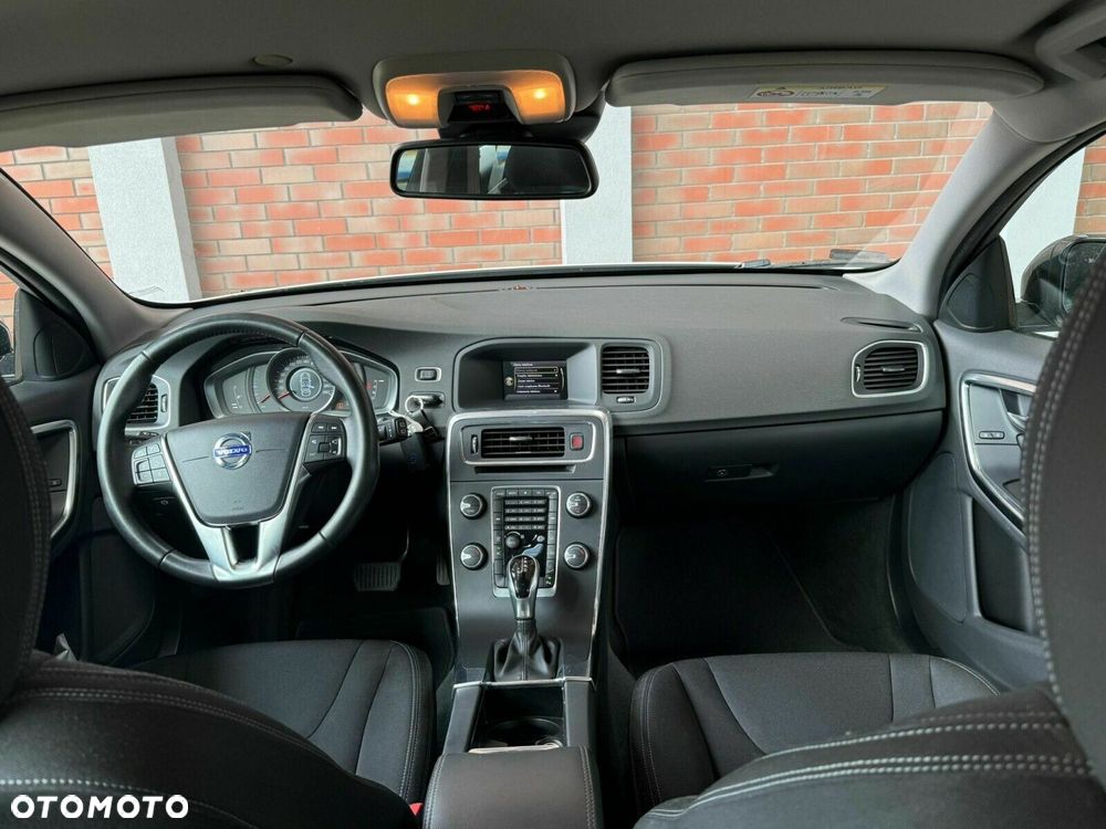 Volvo V60 T5 Drive-E Kinetic - 13