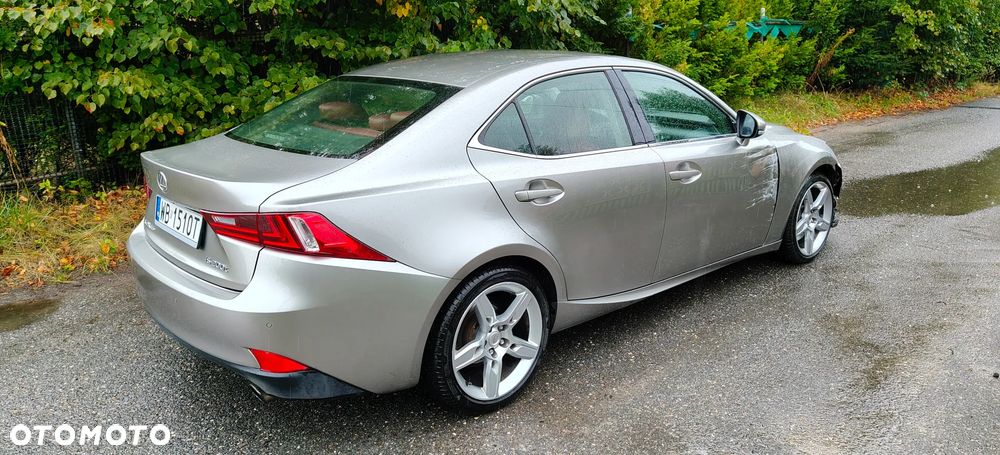 Lexus IS 200t F Impression - 3