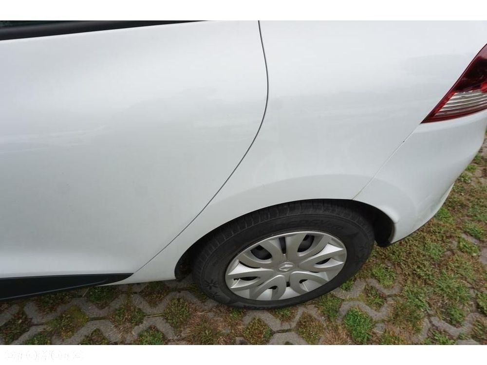 Renault Clio - 37