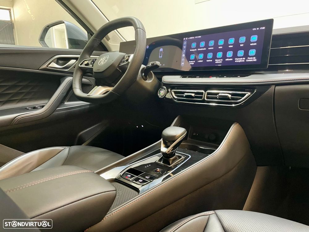 MG EHS 1.5 T-GDI Plug-in Hybrid Luxury - 36