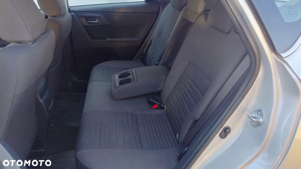 Toyota Auris 1.6 Classic Plus - 8