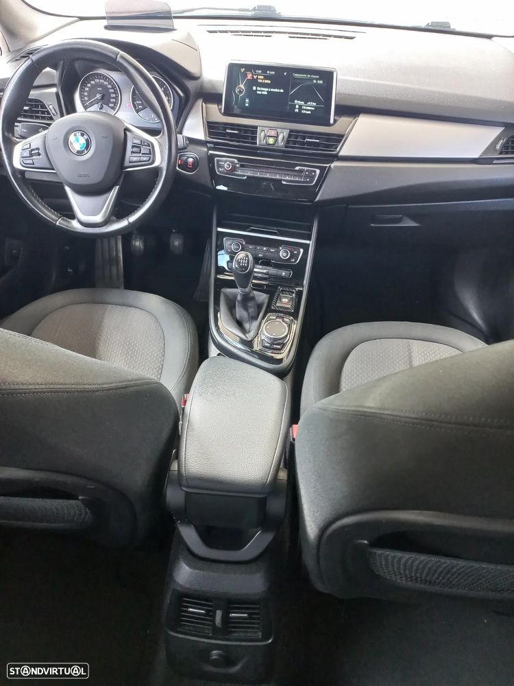 BMW 216 Active Tourer d - 10