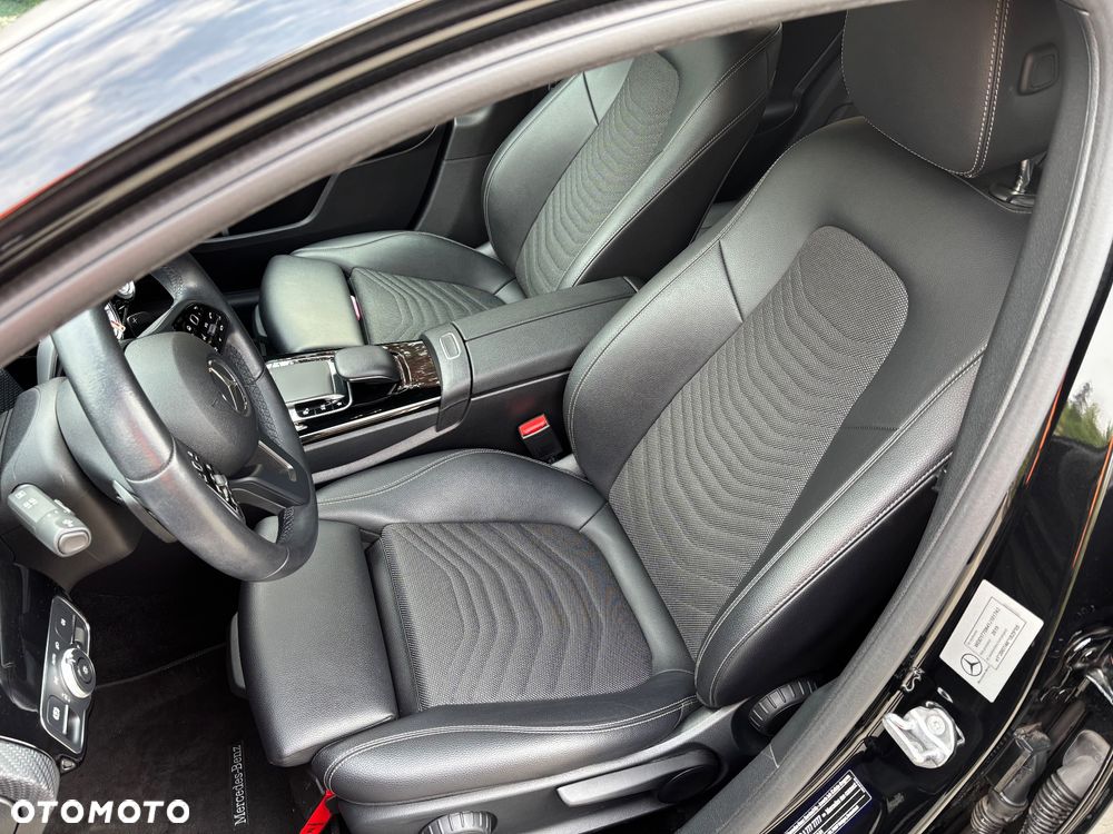 Mercedes-Benz Klasa A 180 Edition 1 7G-DCT - 13