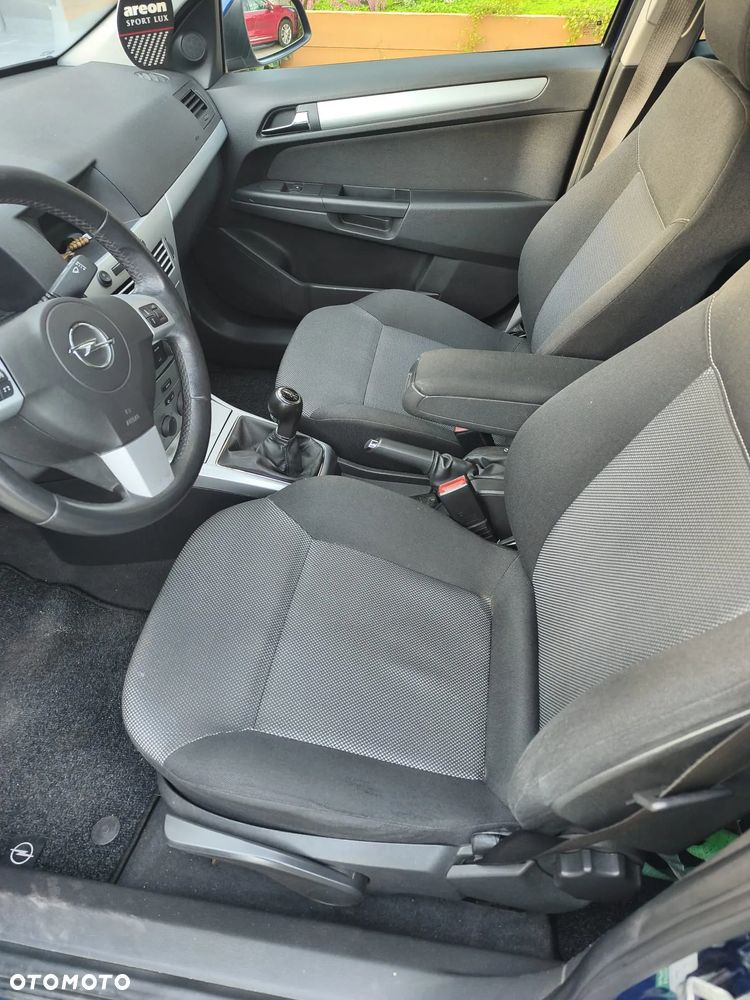 Opel Astra 1.7 CDTI Edition - 9