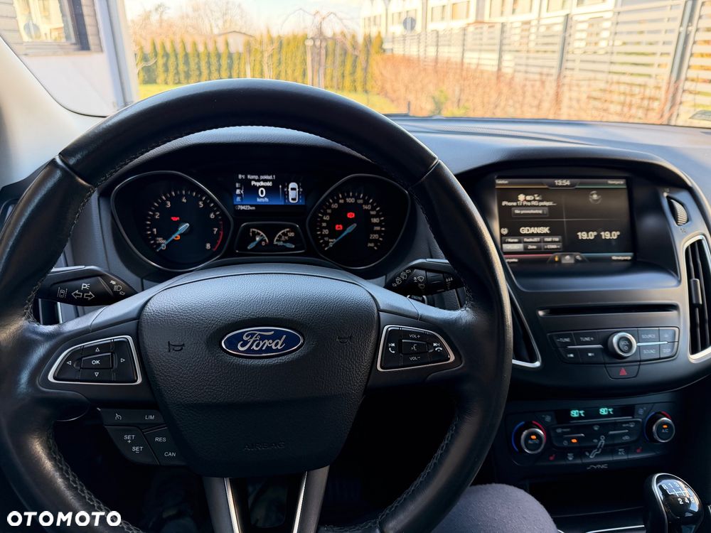 Ford Focus 1.5 EcoBoost Titanium ASS - 23