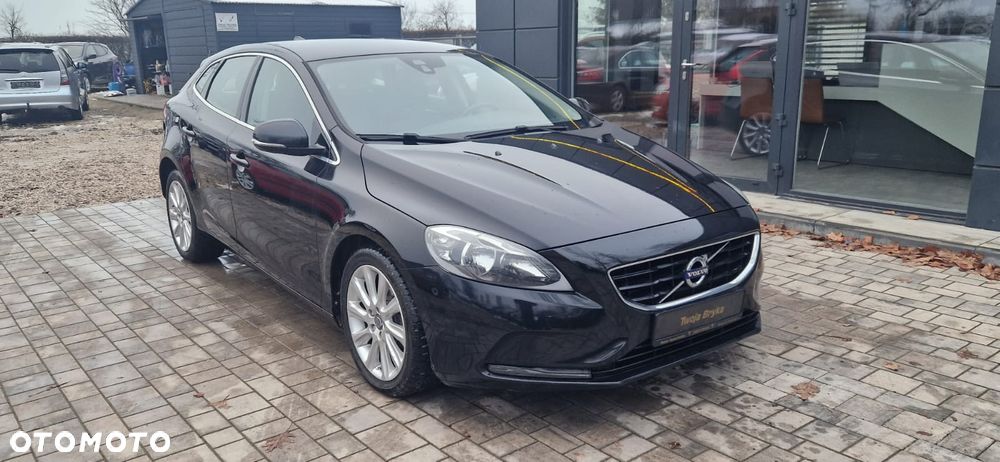 Volvo V40 D2 - 12