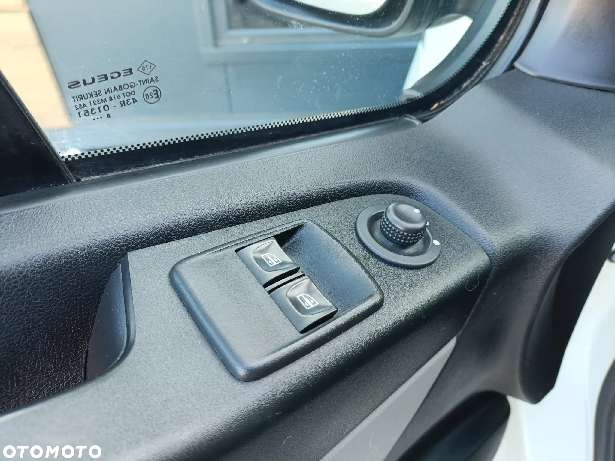 Renault Trafic - 18