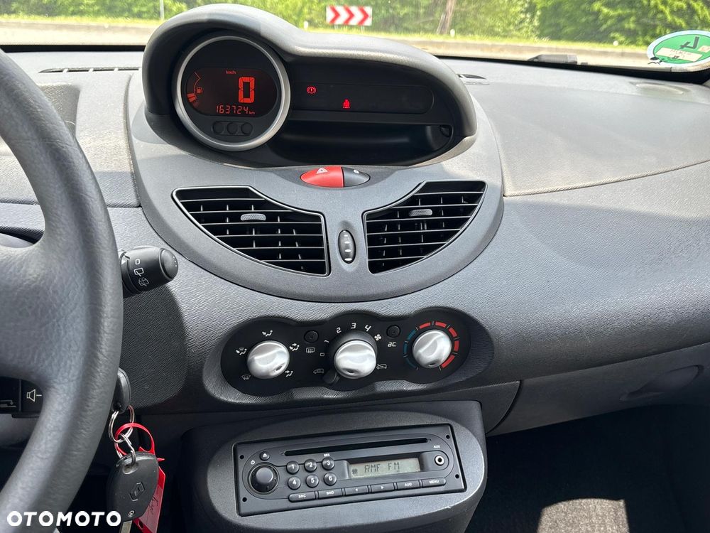 Renault Twingo 1.2 Authentique - 11