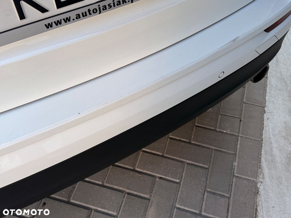 Volvo XC 60 D4 Momentum Pro - 7